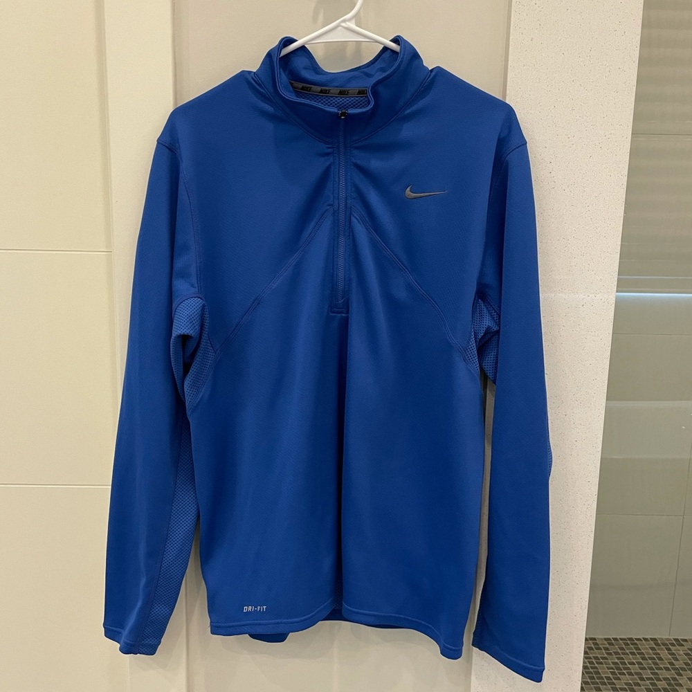 Nike Men’s Dri Fit Half Zip in Blue